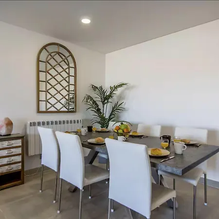 Appartement Sunny 3-bedroom *